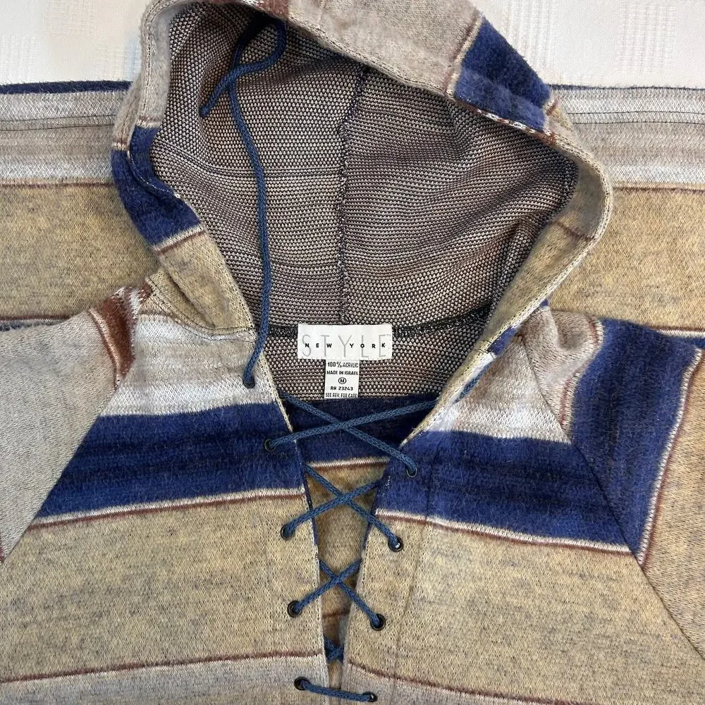 Womens Sweater Hoodie Medium New York & Company Style 100% Acrylic